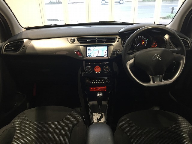 認定中古車入荷情報