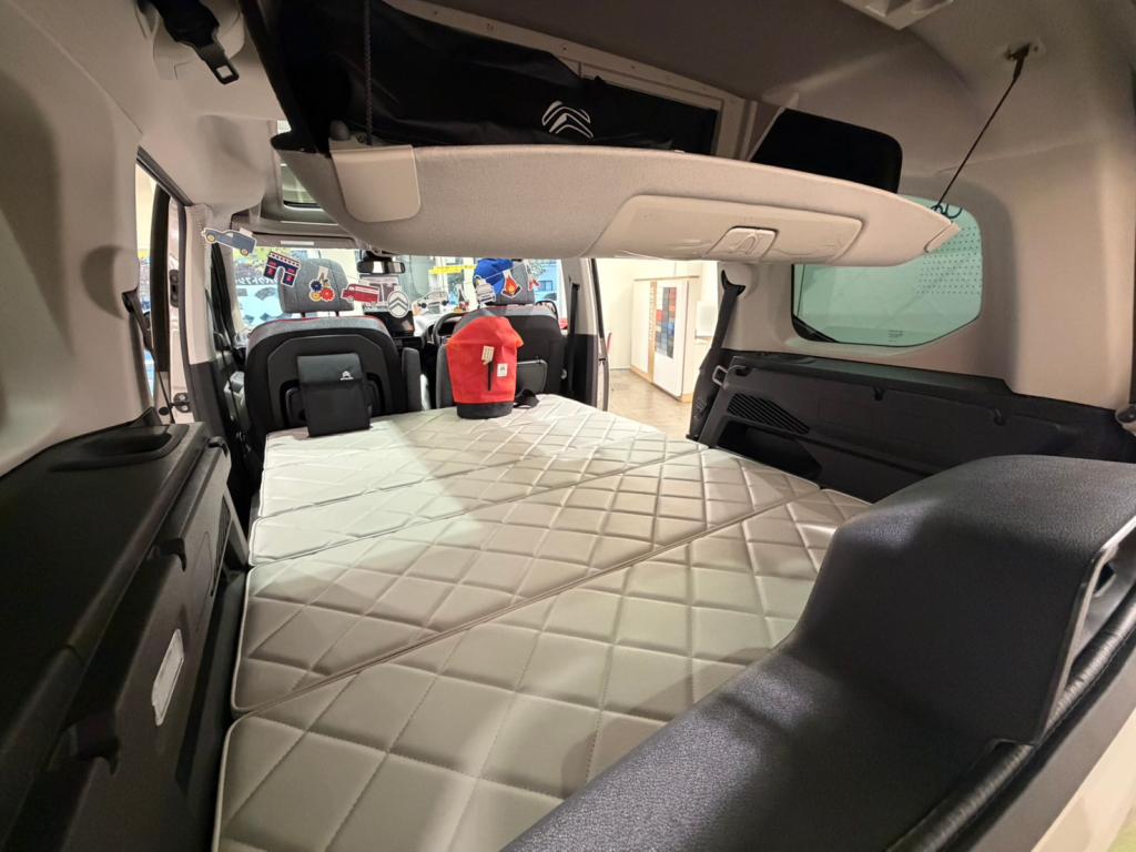 展示車を入れ替えました！話題の最新モデルをショールームで🚙